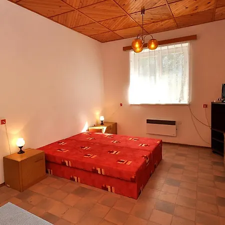 Сasa de vacaciones Holiday In Tetin 1297